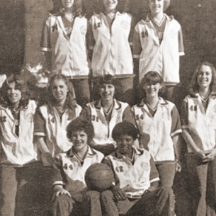 17-SJMwomensBasketball