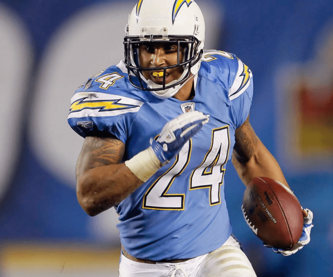 Ryan Mathews running with the football for the San Diego Chargers